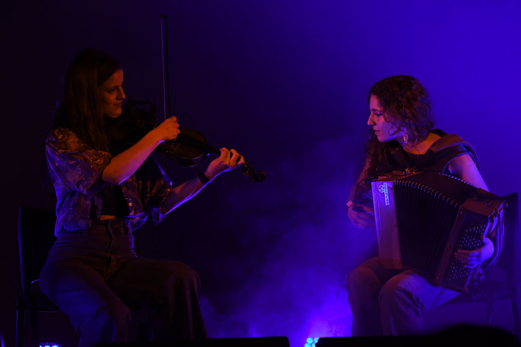 Caamaño&Ameixeiras live - Photo courtesy of Festival MED