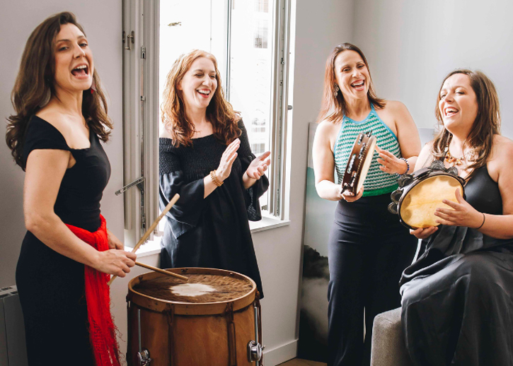 Faltriqueira band shot. The four women playing instruments.