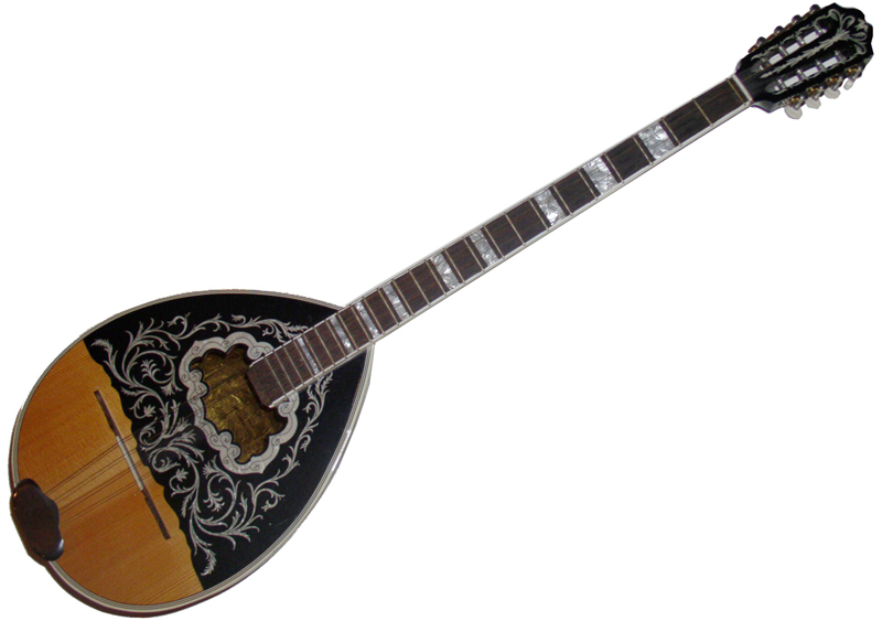 Greek bouzouki - CC BY 2.5, https://commons.wikimedia.org/w/index.php?curid=859656