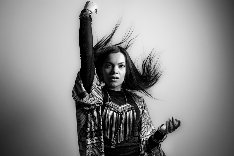 Hildá Länsman black and white photo - photo by Meeri Koutaniemi