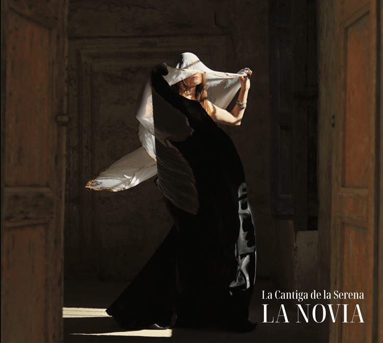 La Cantiga de la Serena · La Novia cover artwork. Shows a veiled bride.