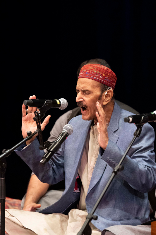 Nasseruddin Saami - Photo by Ewallop, Asia Society. Performing live.