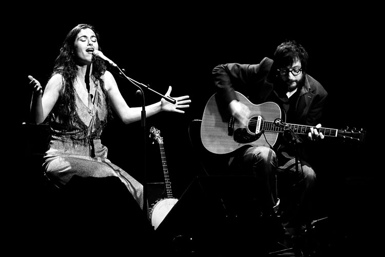 Silvia Pérez Cruz and Refree - Photo by Xavier Vila