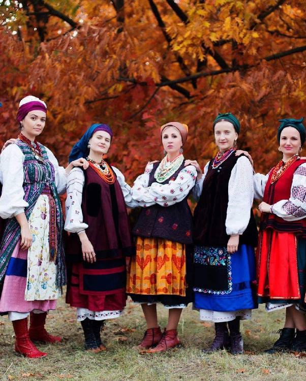Ukrainian Village Voices (UVV)