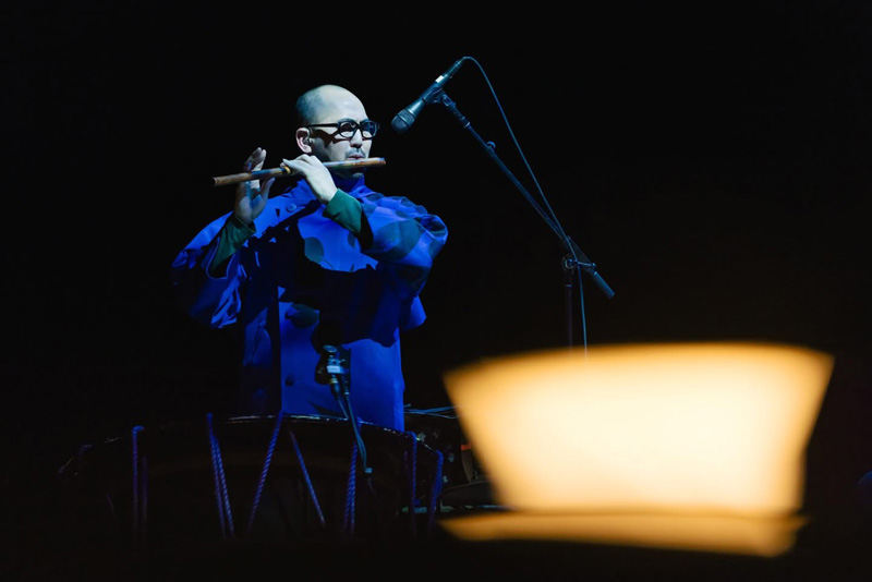 White Stones_Kaoru Watanabe © Yurie Ito. Kaoru playing flute live.